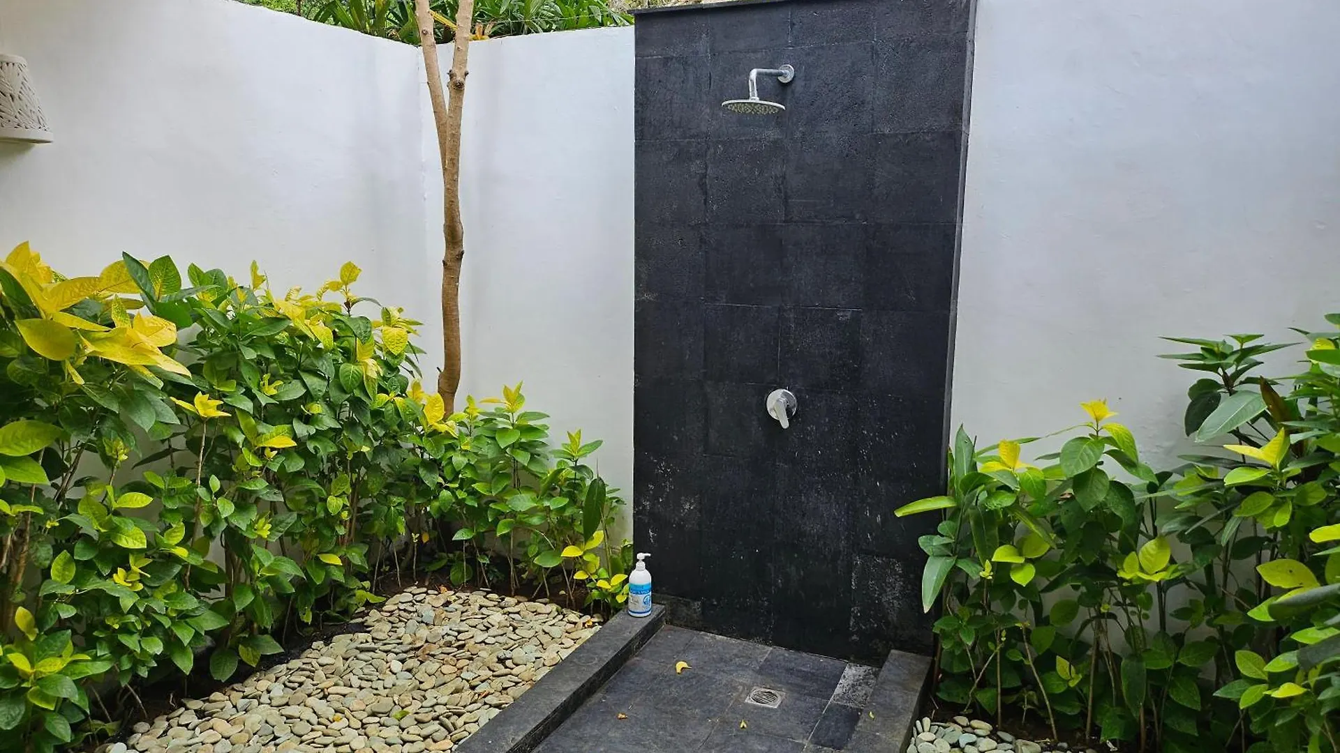Villa Leon - Ungasan, Private Sauna, Hot Tub, Bbq & Breakfast, 3Br Oasis Indonésie