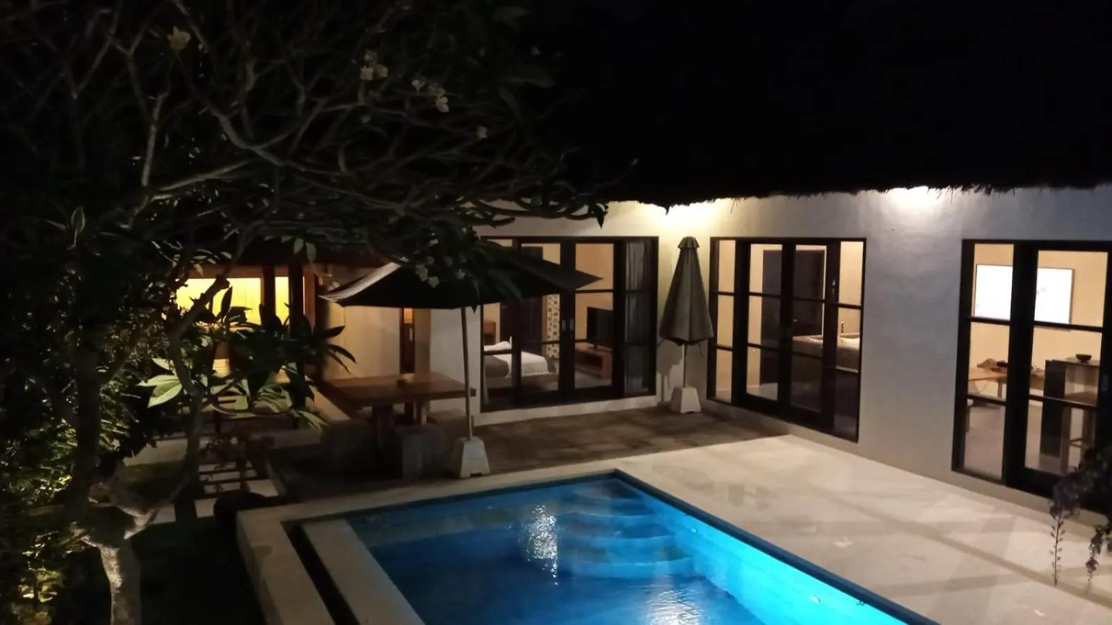 Villa Leon - Ungasan, Private Sauna, Hot Tub, Bbq & Breakfast, 3Br Oasis