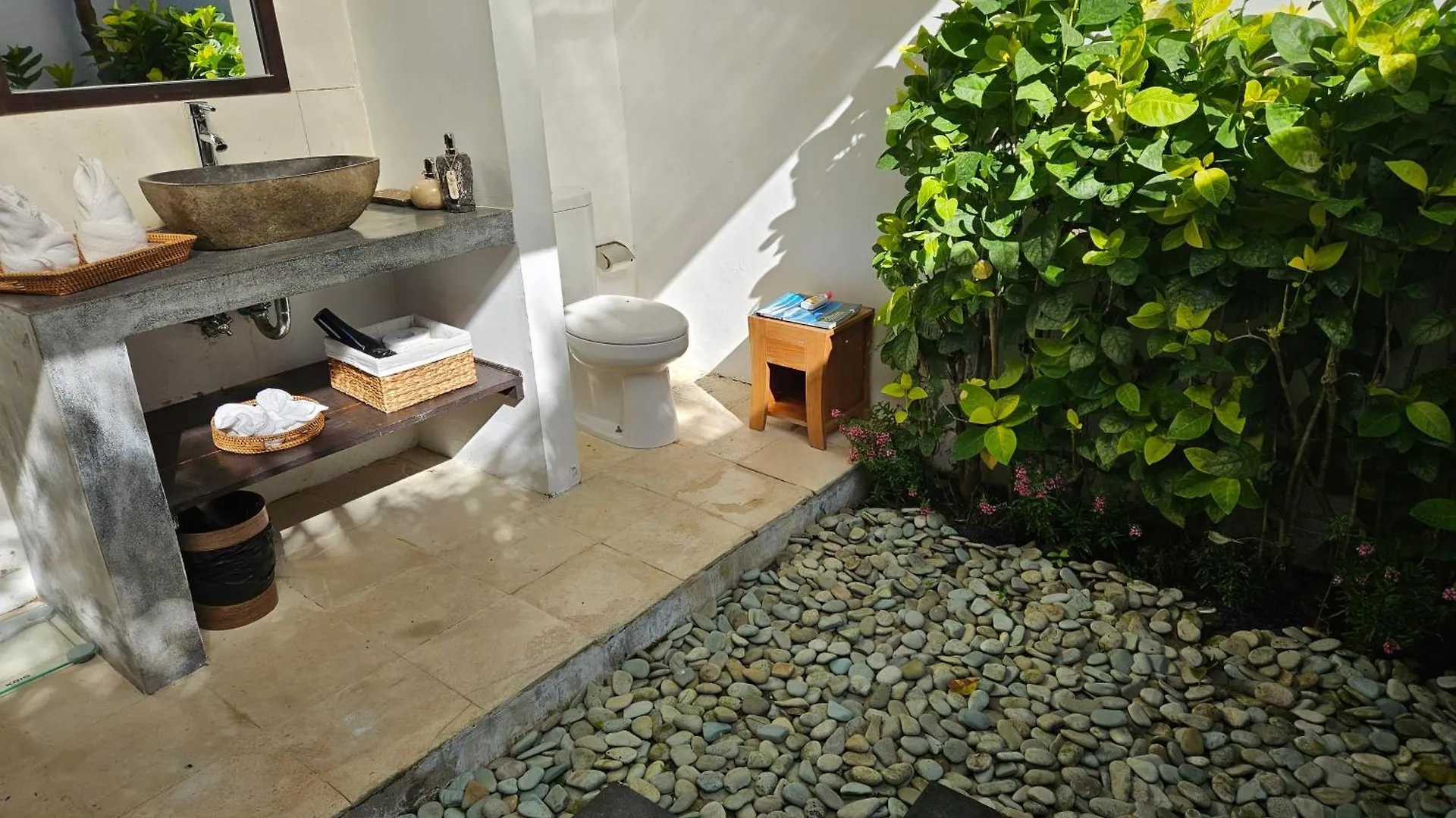 Villa Leon - Ungasan, Private Sauna, Hot Tub, Bbq & Breakfast, 3Br Oasis