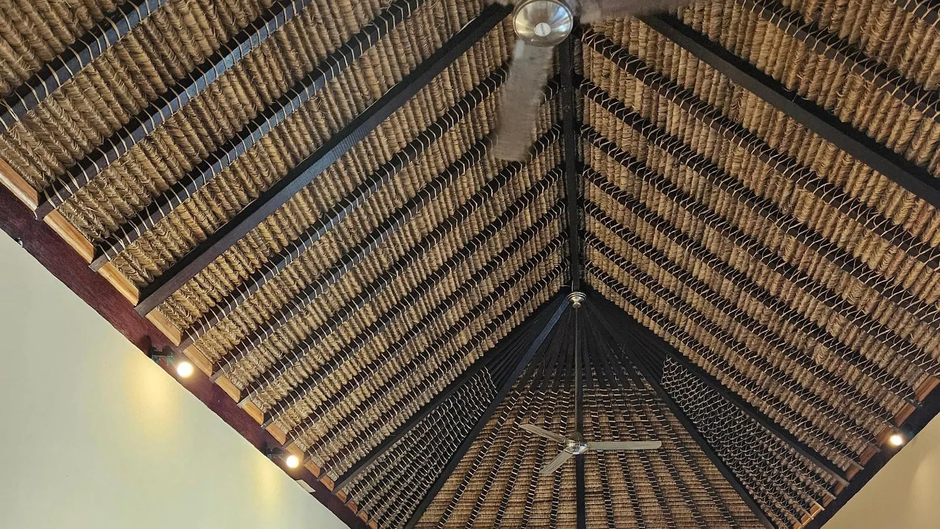 Villa Leon - Ungasan, Private Sauna, Hot Tub, Bbq & Breakfast, 3Br Oasis