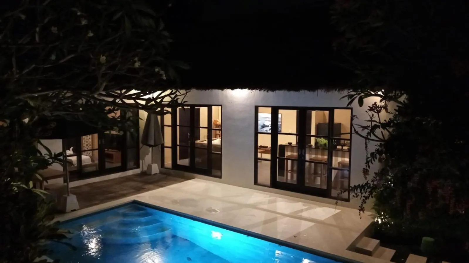 Villa Leon - Ungasan, Private Sauna, Hot Tub, Bbq & Breakfast, 3Br Oasis 0*, Ungasan (Bali)