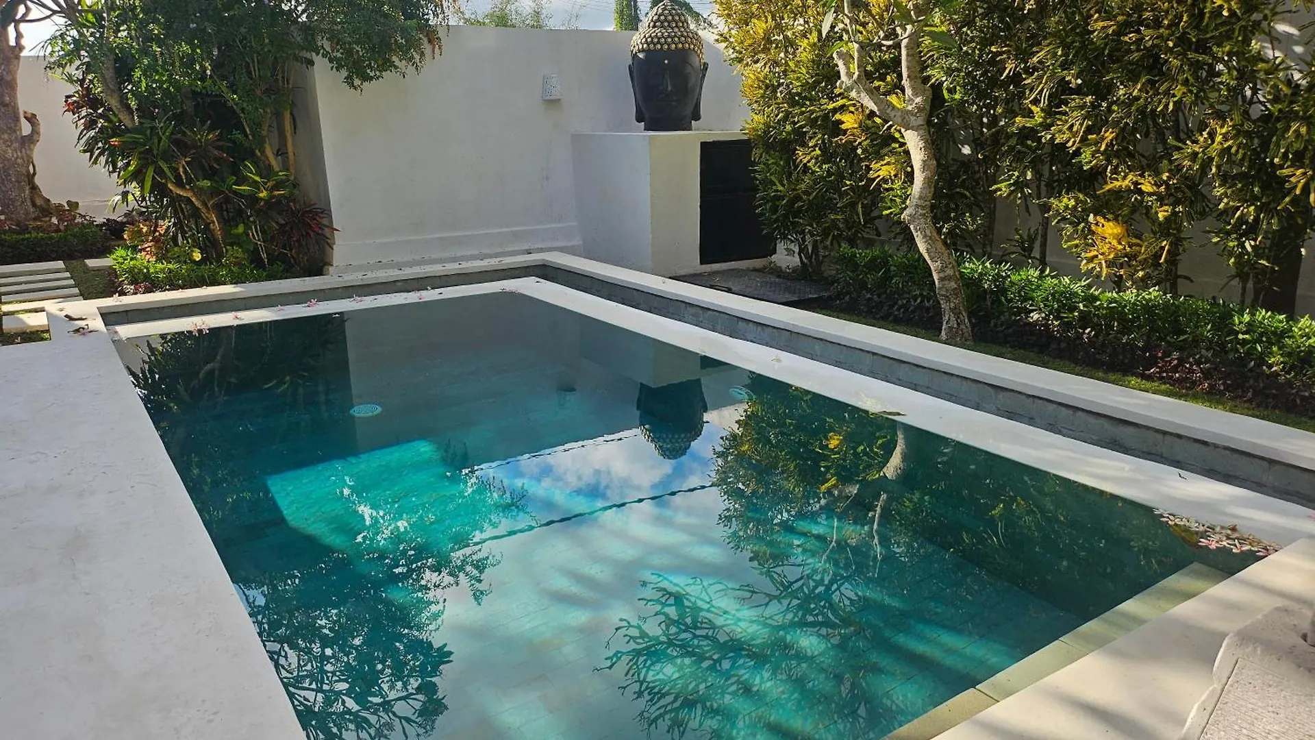 Villa Leon - Ungasan, Private Sauna, Hot Tub, Bbq & Breakfast, 3Br Oasis