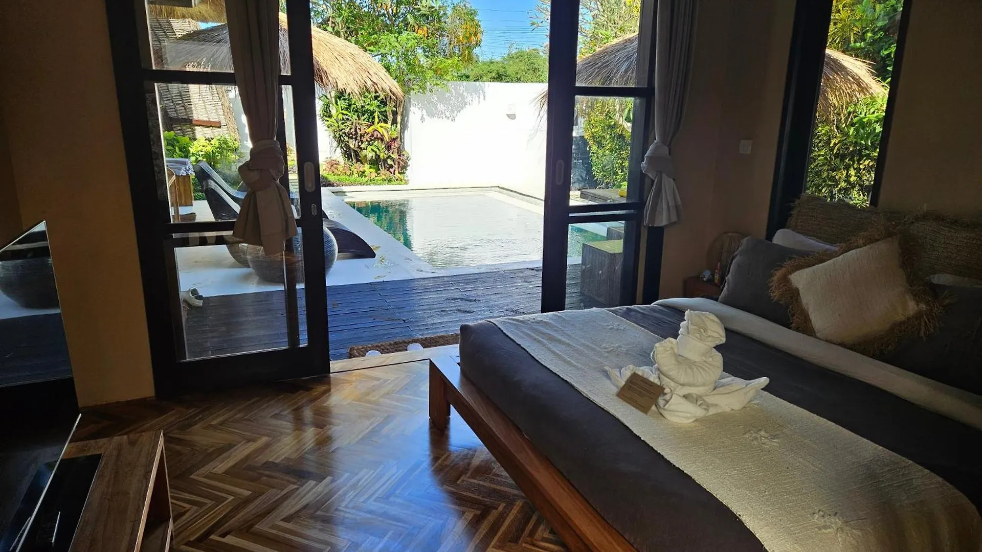Villa Leon - Ungasan, Private Sauna, Hot Tub, Bbq & Breakfast, 3Br Oasis 0*, Ungasan (Bali) Indonesia