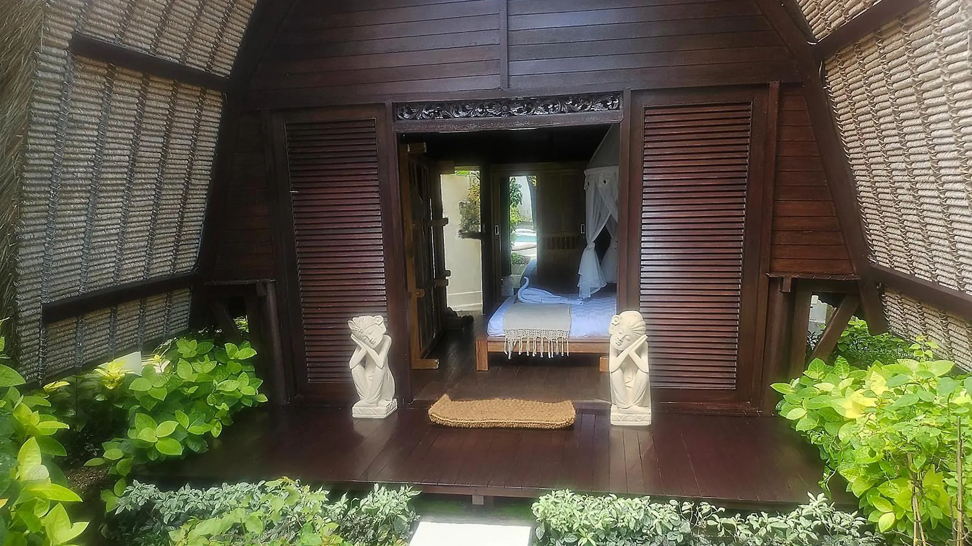 Villa Leon - Ungasan, Private Sauna, Hot Tub, Bbq & Breakfast, 3Br Oasis